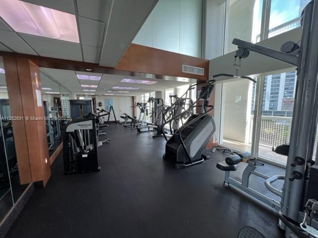 BRICKELL ON THE RIVER S T - Residential Lease