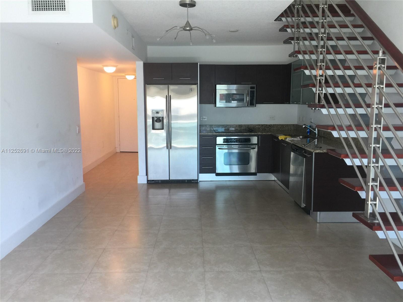 BRICKELL ON THE RIVER S T - Residential Lease