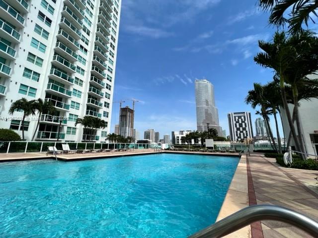 BRICKELL ON THE RIVER S T - Residential Lease