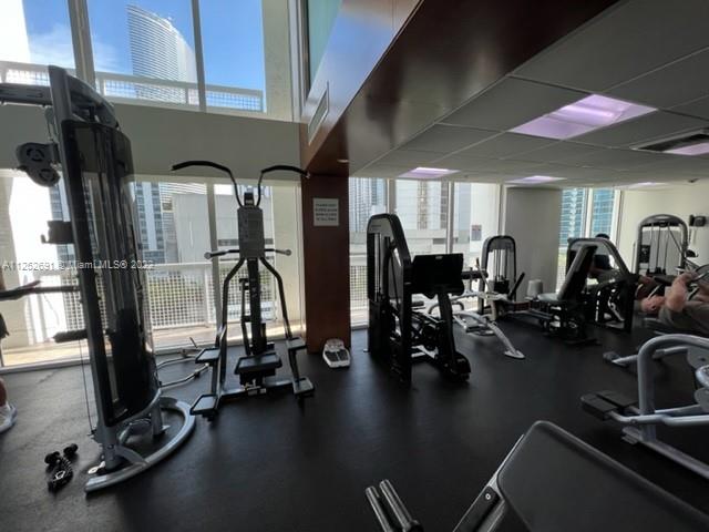 BRICKELL ON THE RIVER S T - Residential Lease