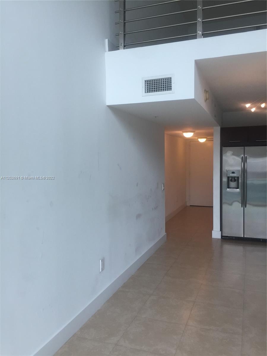 BRICKELL ON THE RIVER S T - Residential Lease