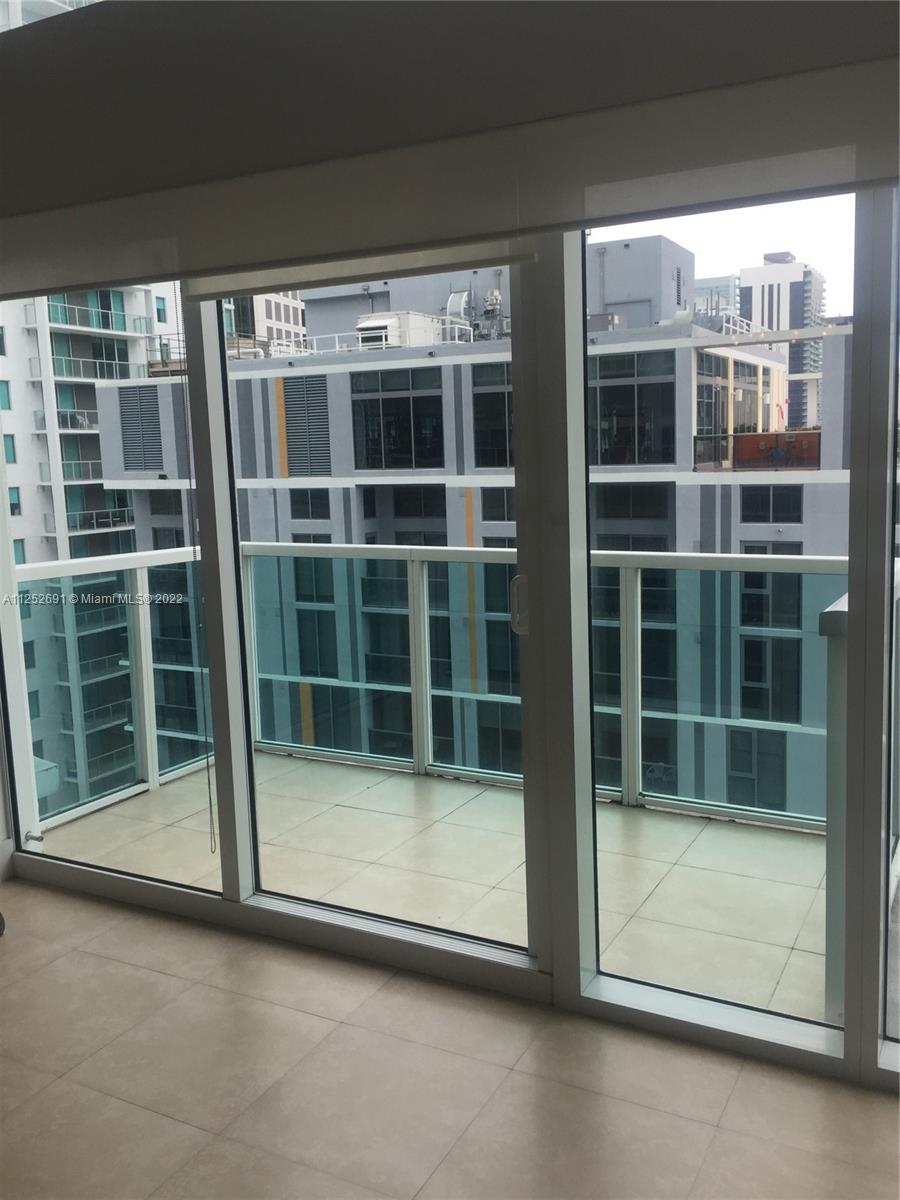 BRICKELL ON THE RIVER S T - Residential Lease