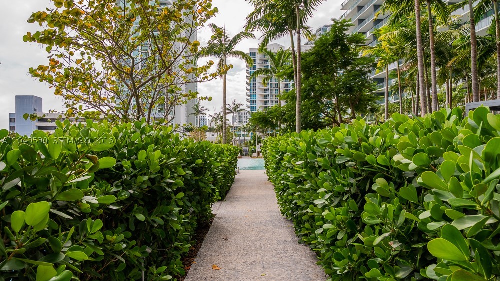 PARAISO BAY CONDO - Residential Lease