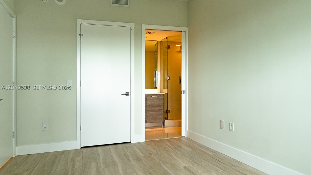 PARAISO BAY CONDO - Residential Lease