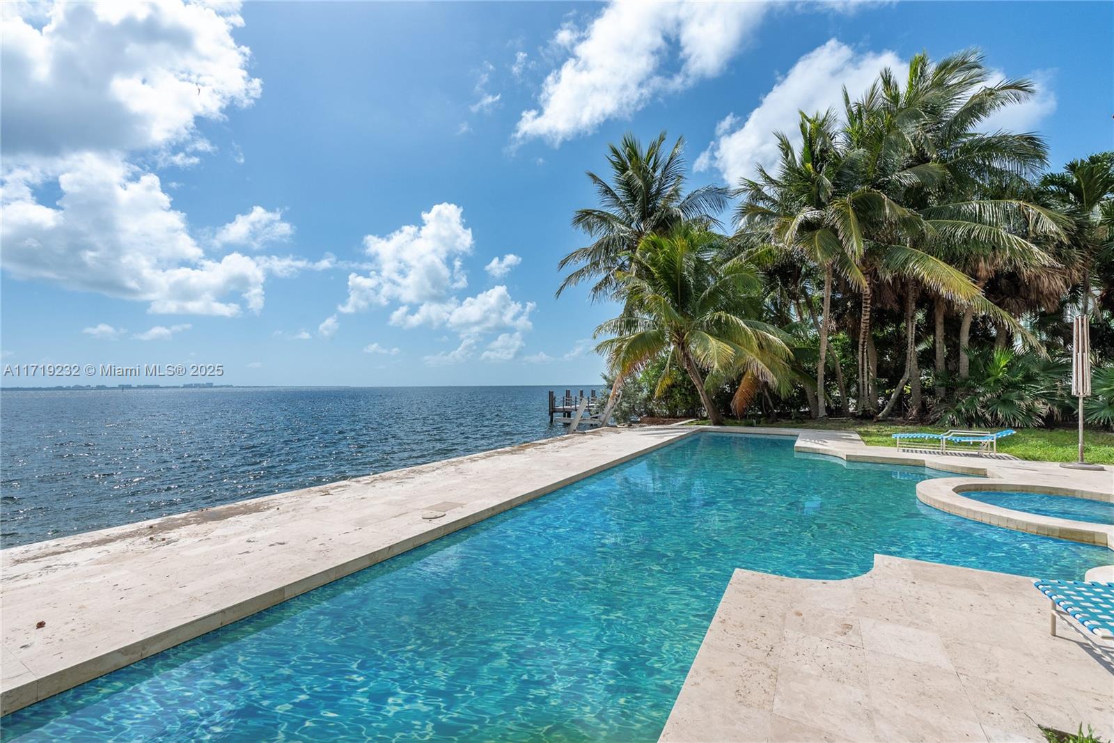 SUNRISE HARBOUR REV PL - Residential
