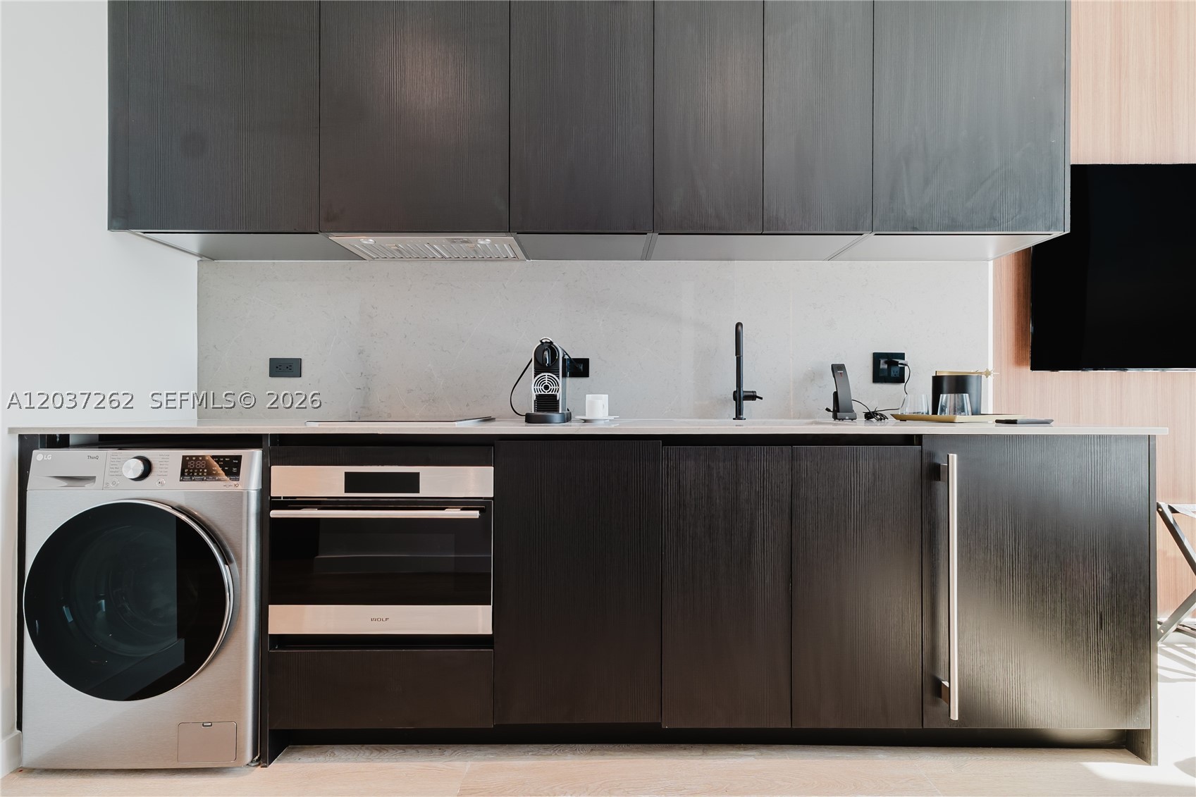 E11EVEN HOTEL & RESIDEN - Residential