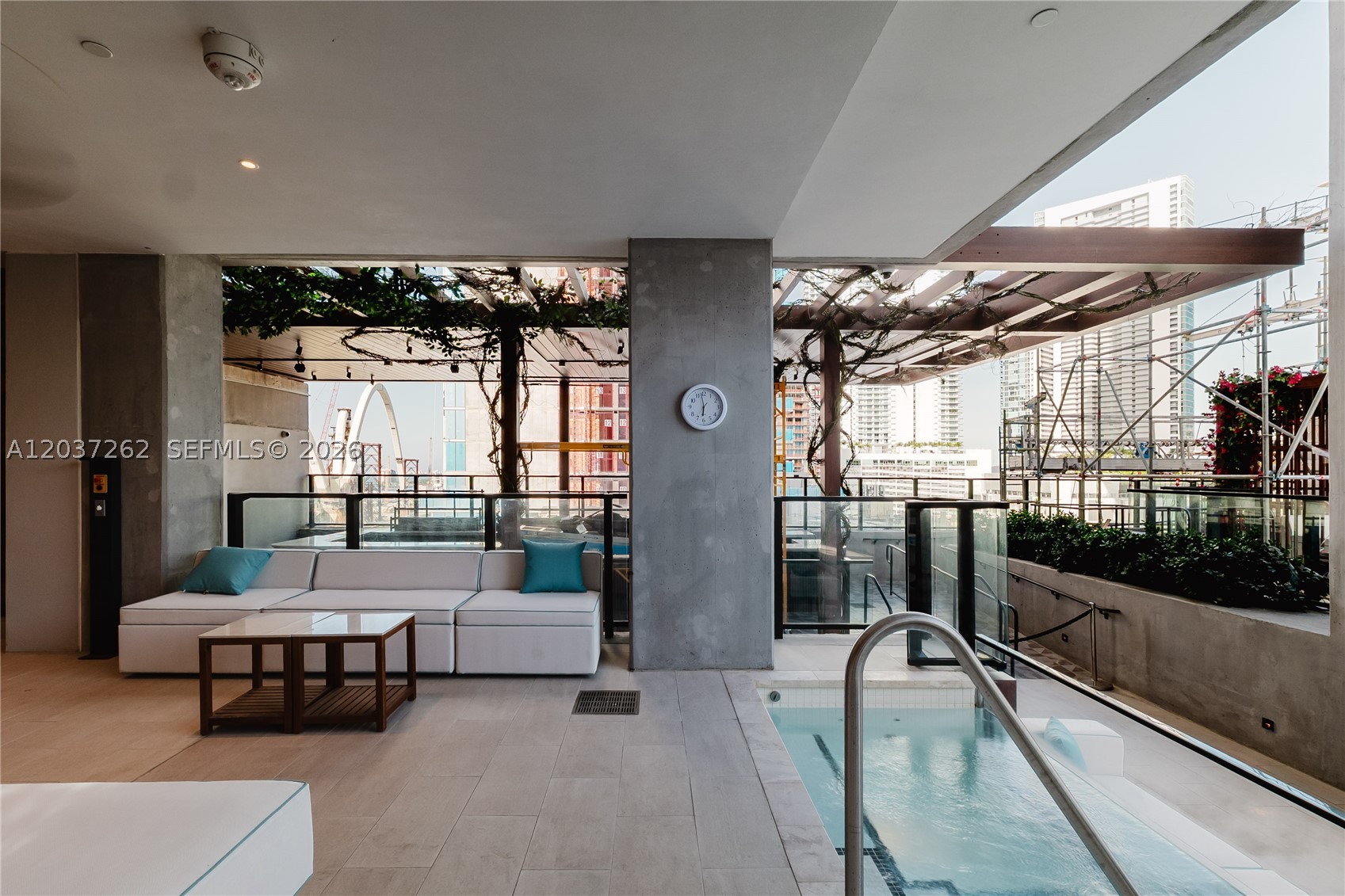 E11EVEN HOTEL & RESIDEN - Residential