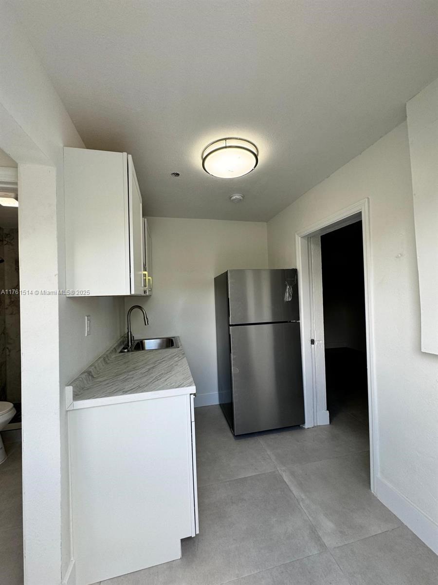 CORAL PARK ESTATES SEC 5 - Residential Lease