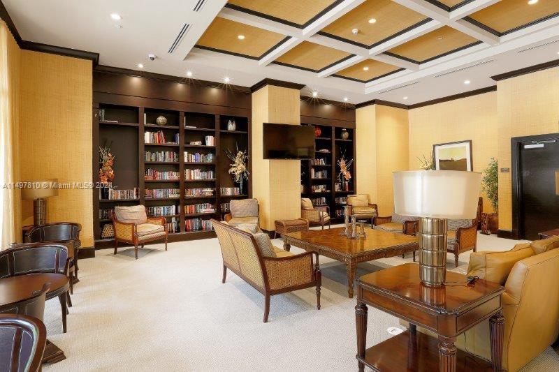VERANDA CONDO - Residential Lease
