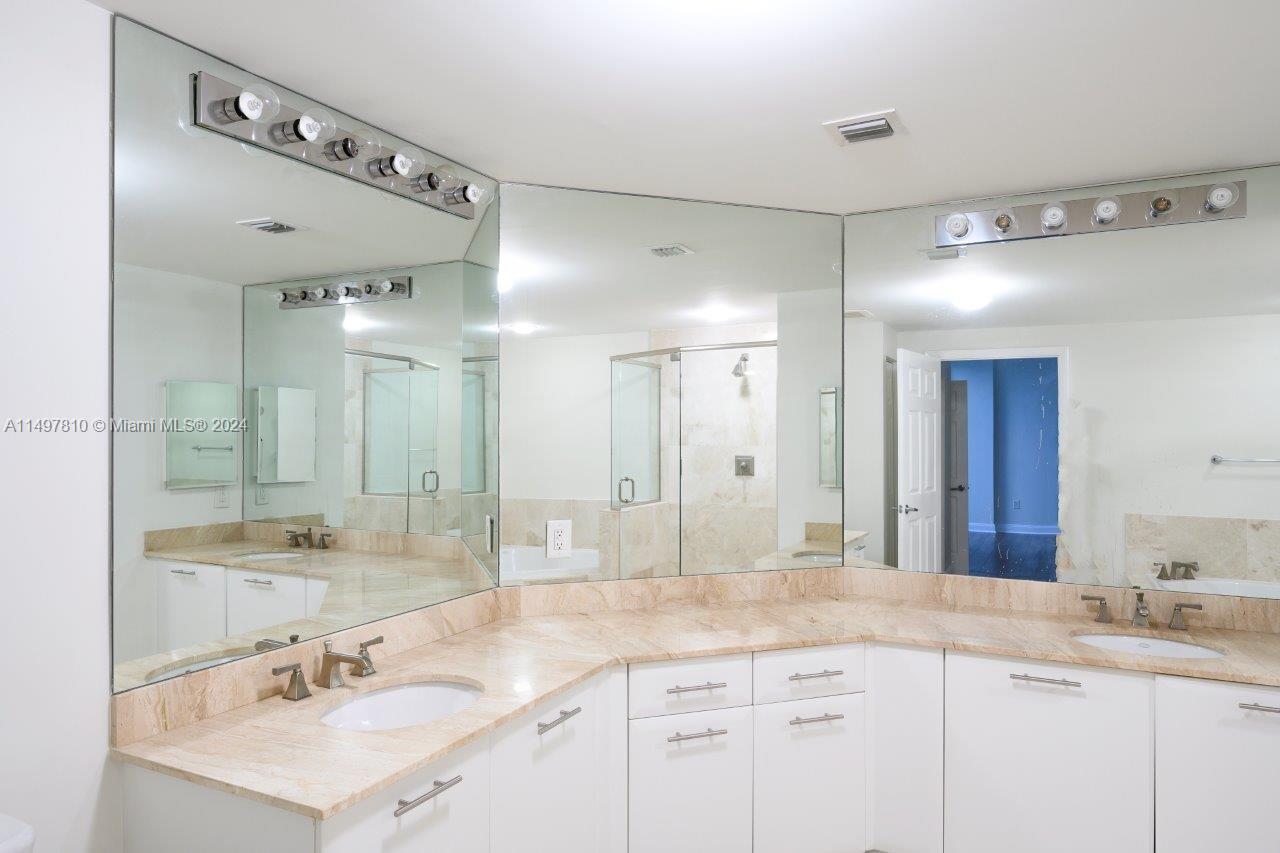 VERANDA CONDO - Residential Lease