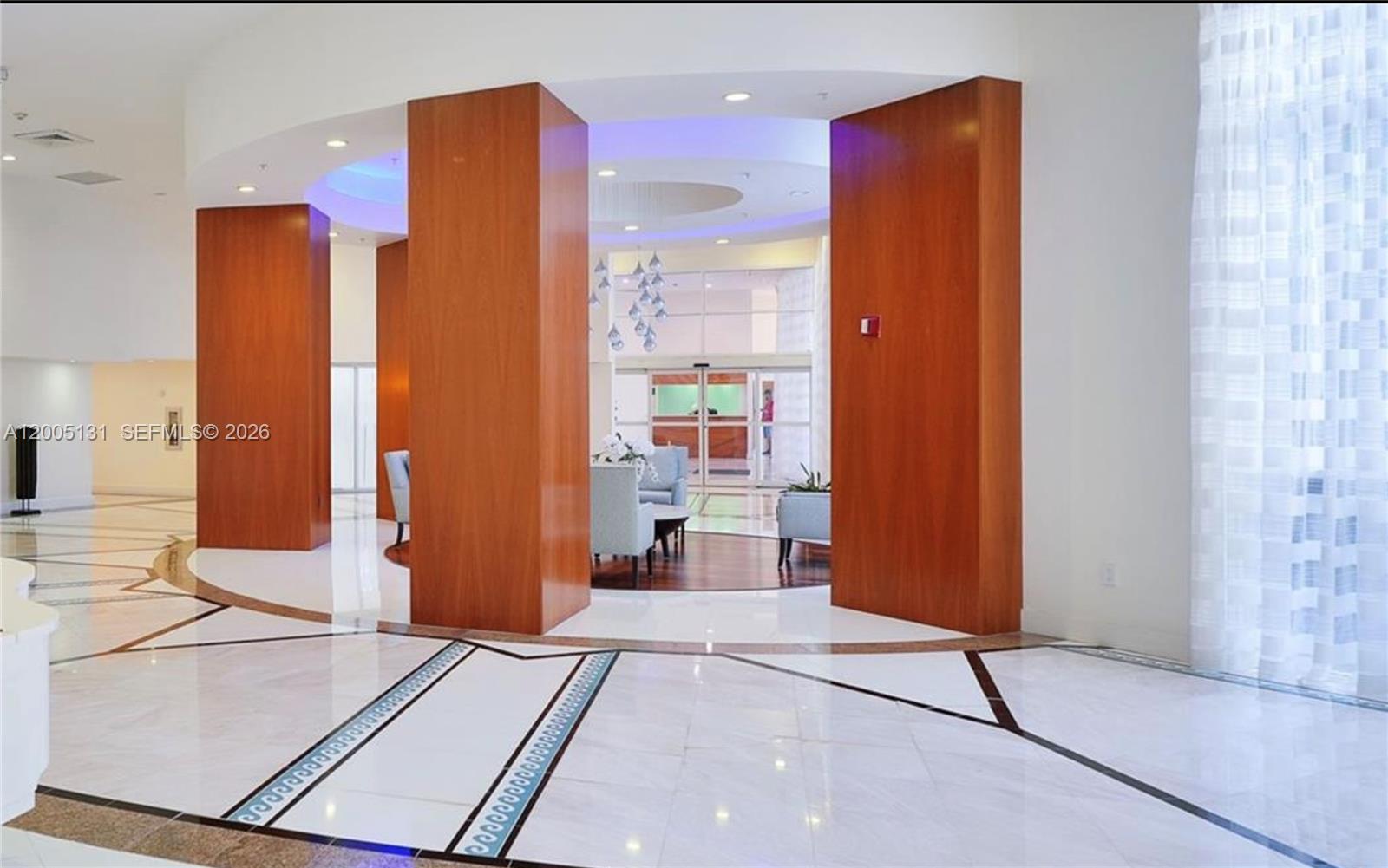 LA GORCE PALACE CONDO - Residential