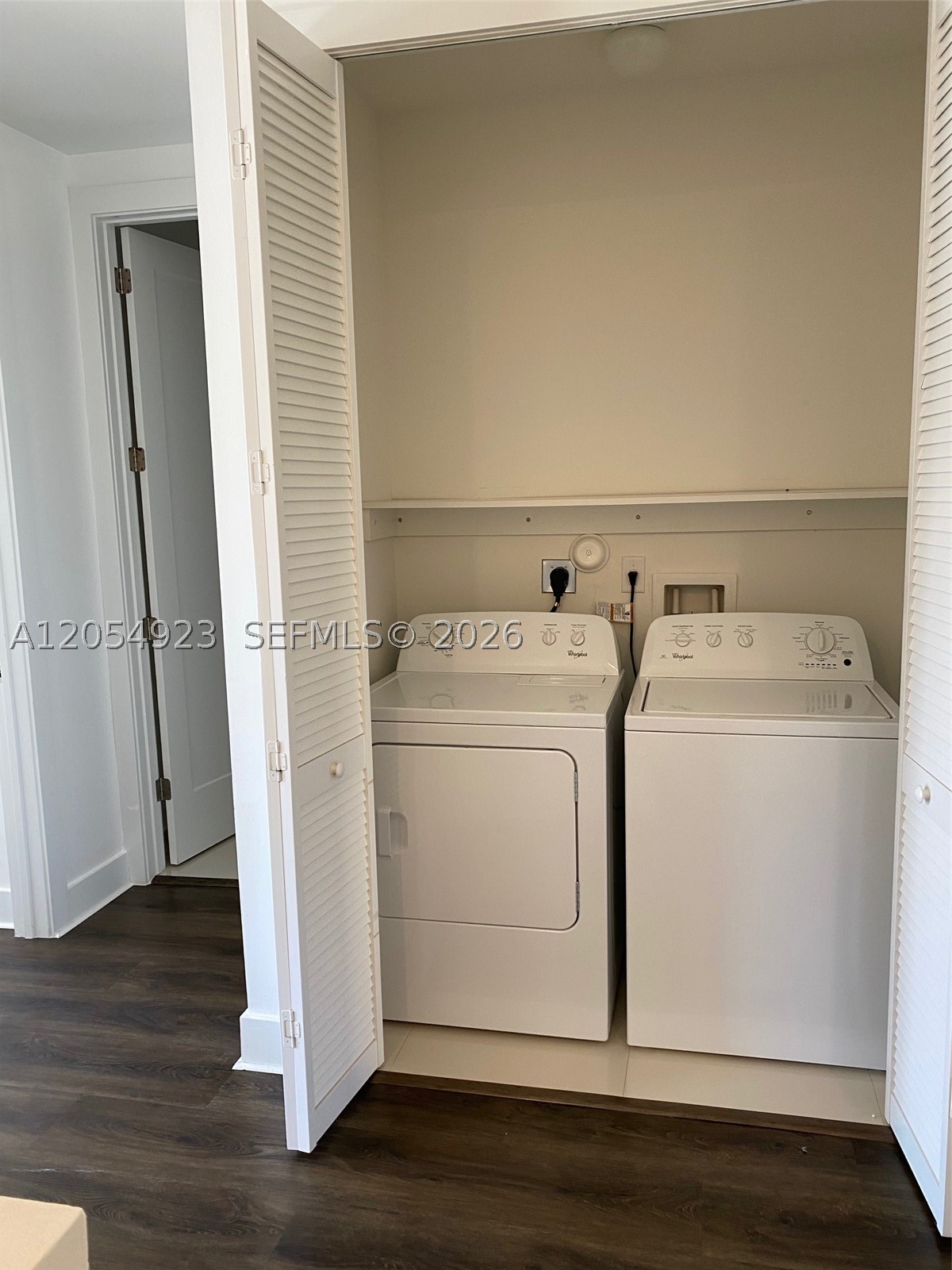 KILLIAN COMMONS - Residential Lease