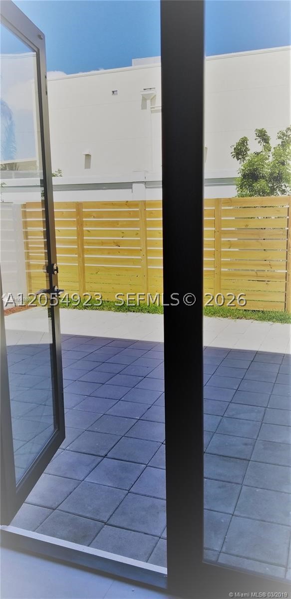 KILLIAN COMMONS - Residential Lease