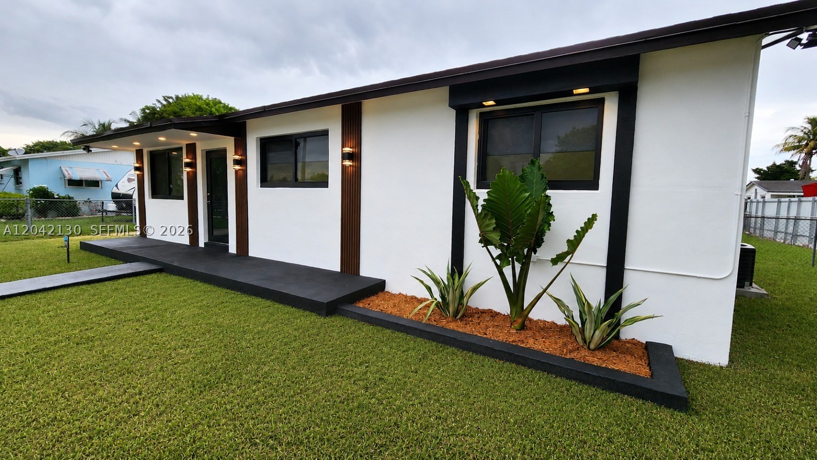 SO MIAMI HEIGHTS ADDN V - Residential