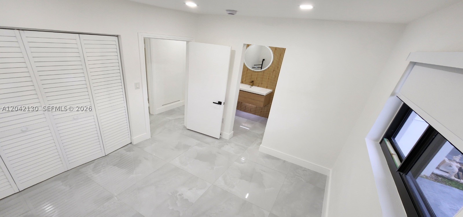 SO MIAMI HEIGHTS ADDN V - Residential