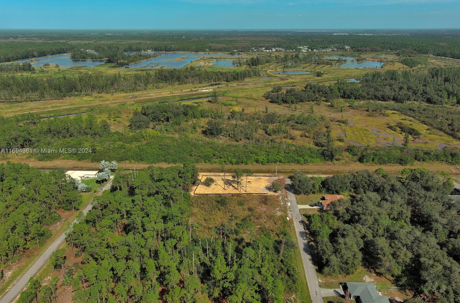 LEHIGH ACRES - Land