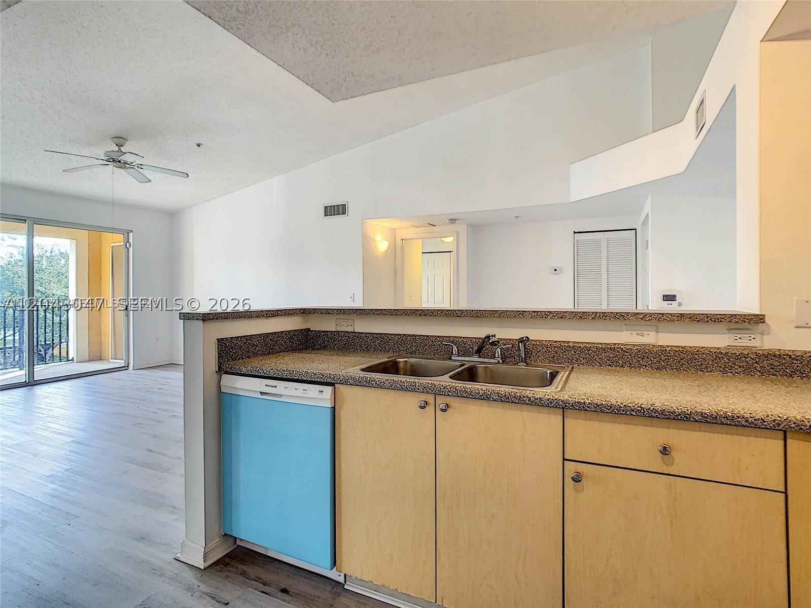 EL-AD RESIDENCES AT MIRAM - Residential