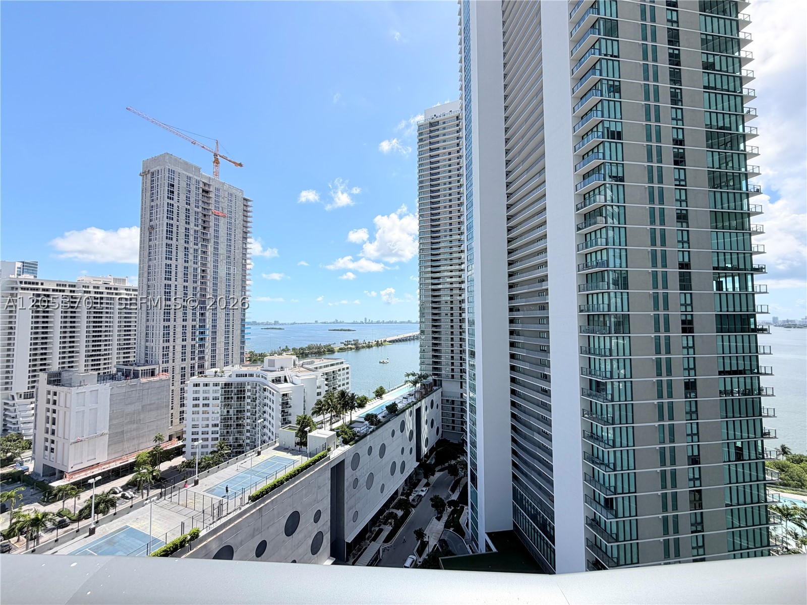 PARAISO BAYVIEWS CONDO - Residential Lease