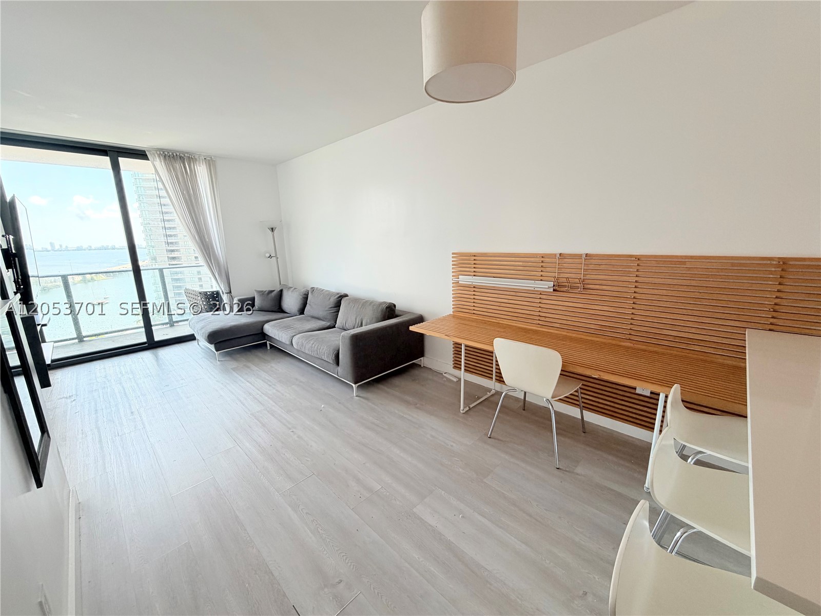 PARAISO BAYVIEWS CONDO - Residential Lease