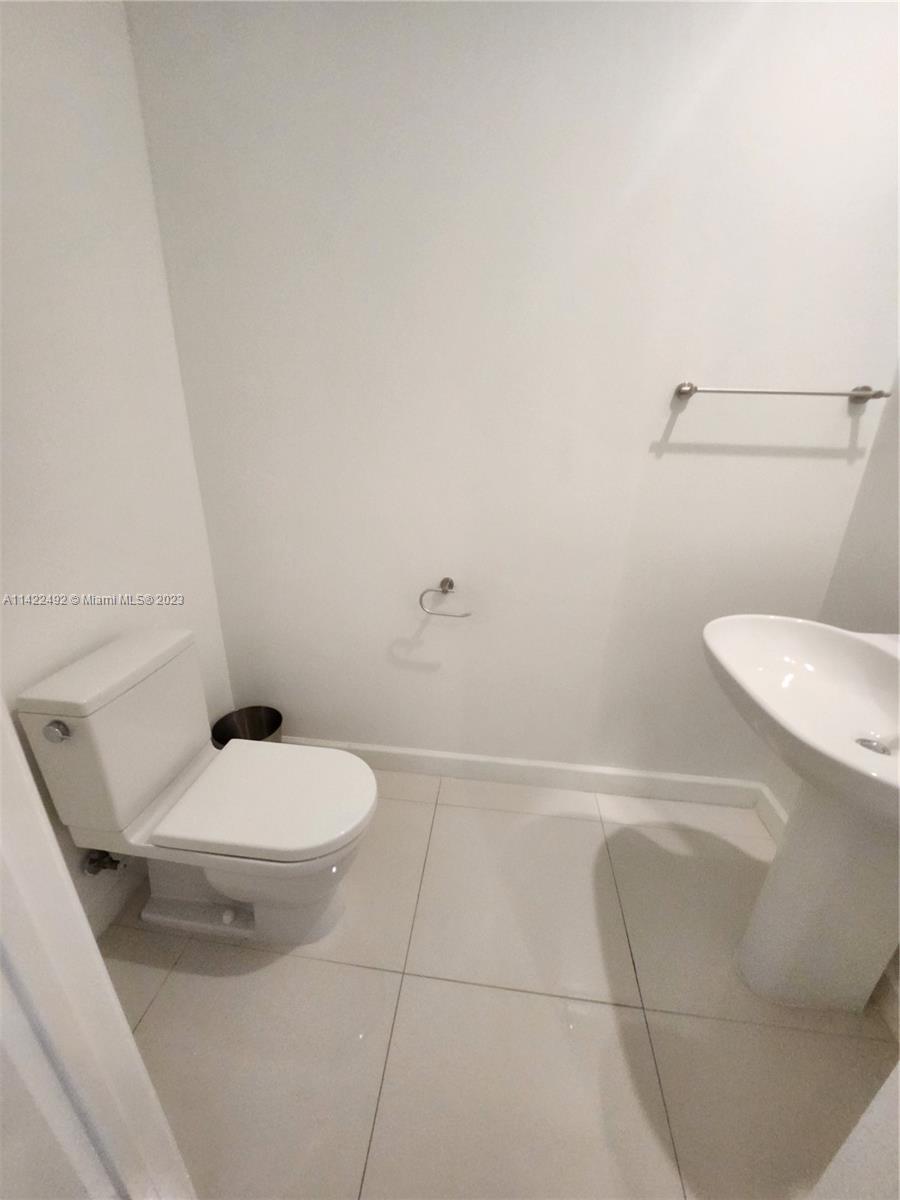 MARQUIS CONDO - Residential Lease