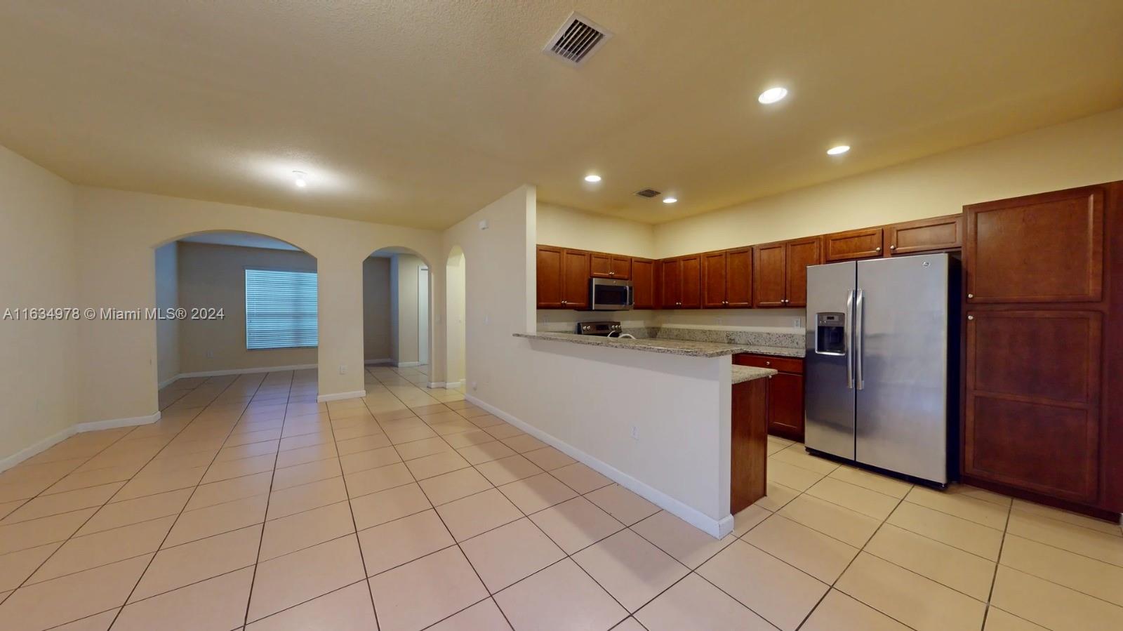 KENDALL COMMONS RESIDENTI - Residential