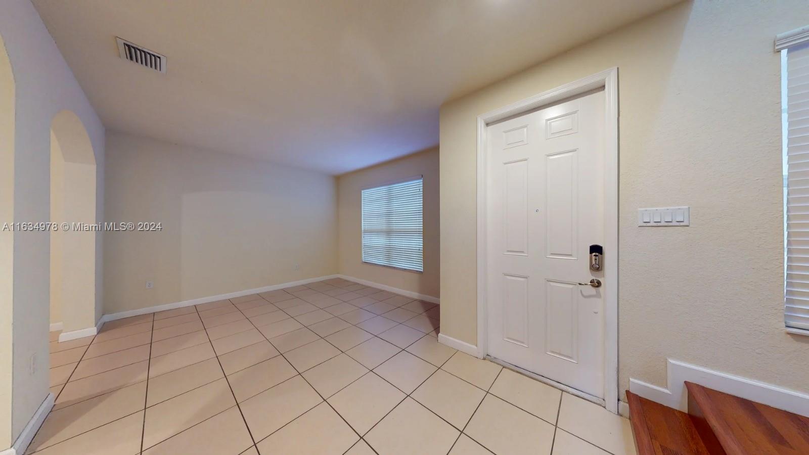 KENDALL COMMONS RESIDENTI - Residential