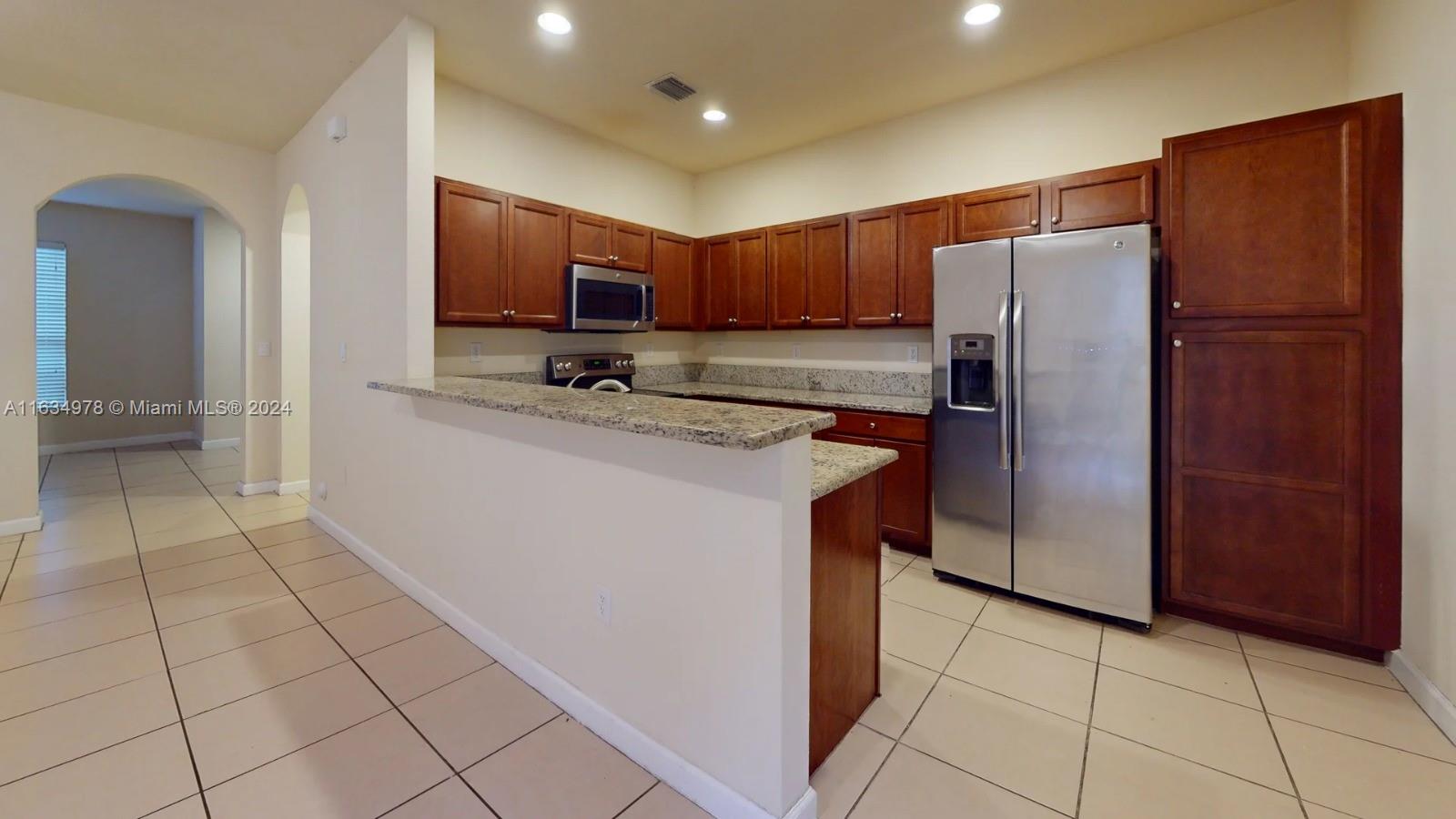 KENDALL COMMONS RESIDENTI - Residential