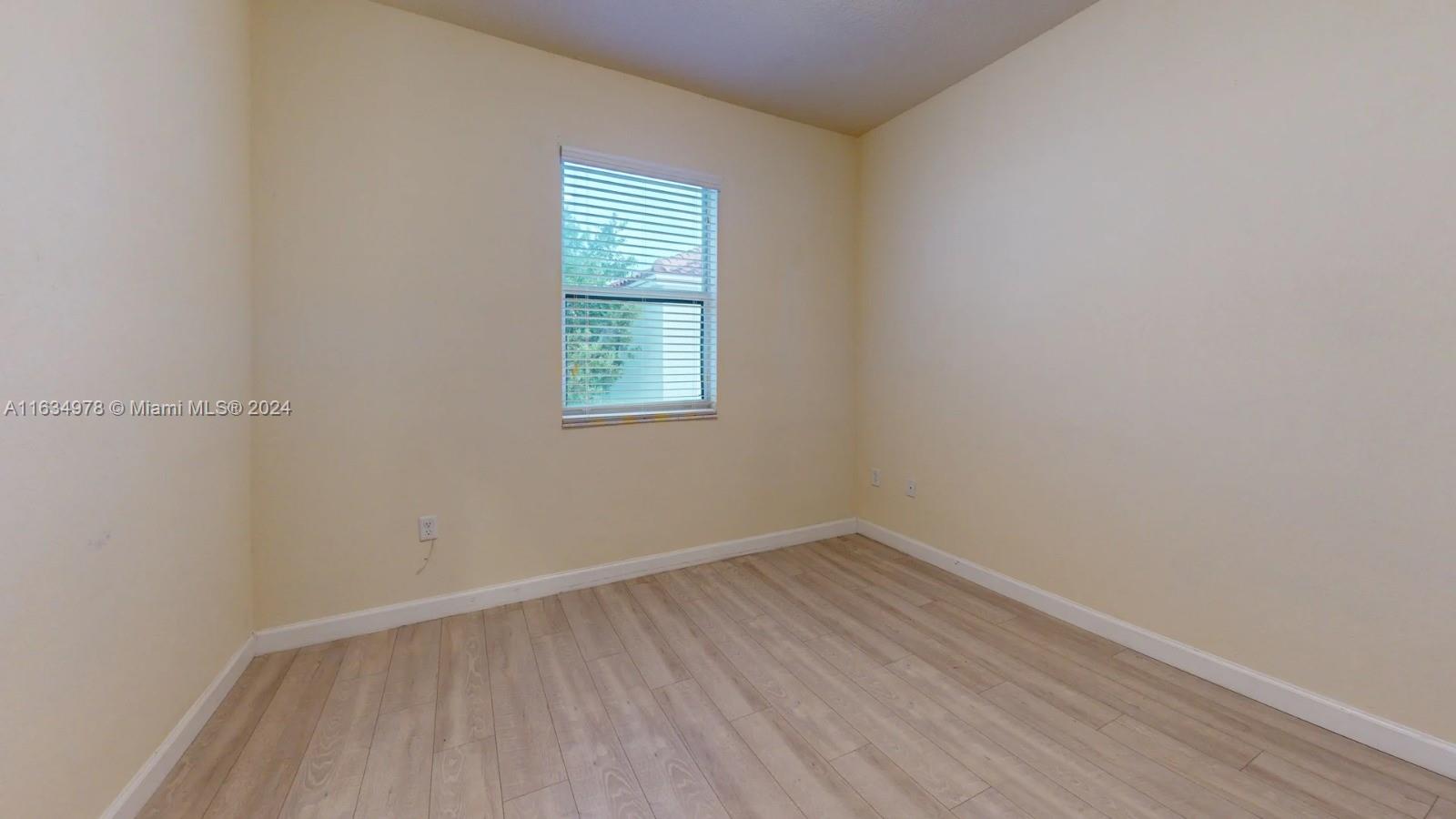 KENDALL COMMONS RESIDENTI - Residential