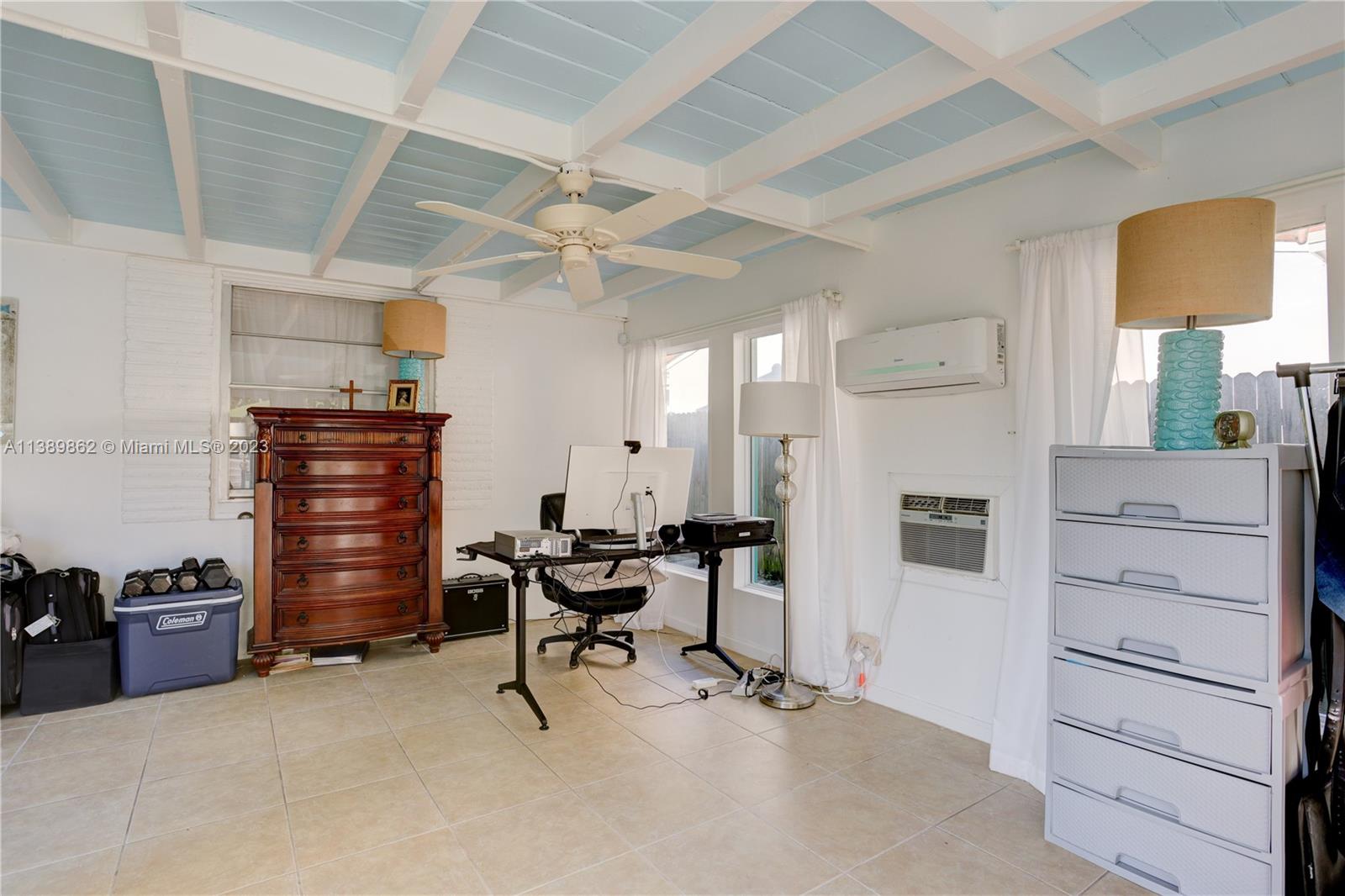 ALTA VISTA TERRACE - Residential
