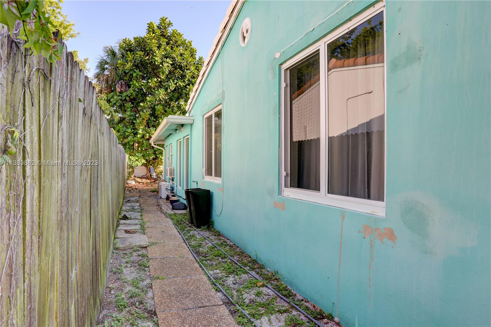 ALTA VISTA TERRACE - Residential