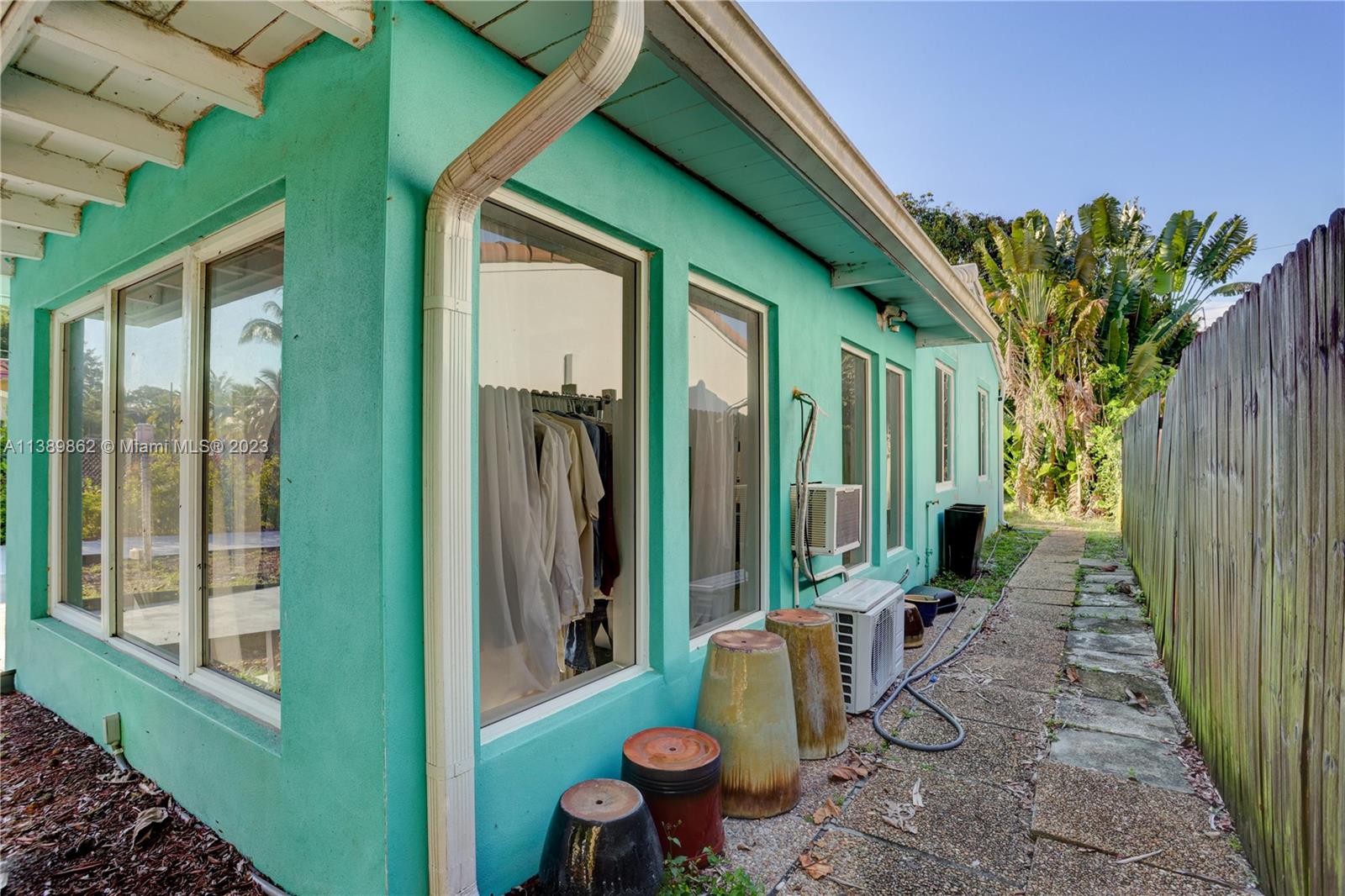 ALTA VISTA TERRACE - Residential