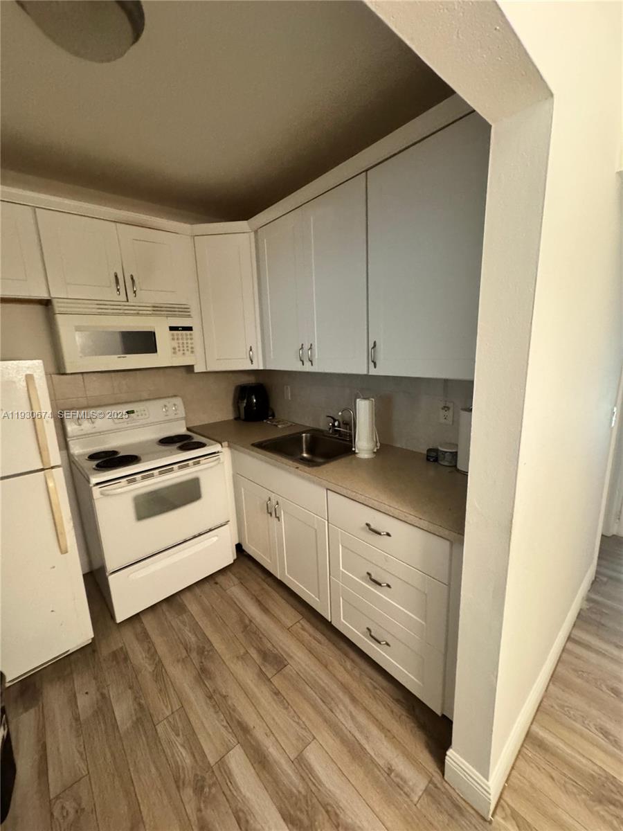 SALISBURY CONDO - Residential
