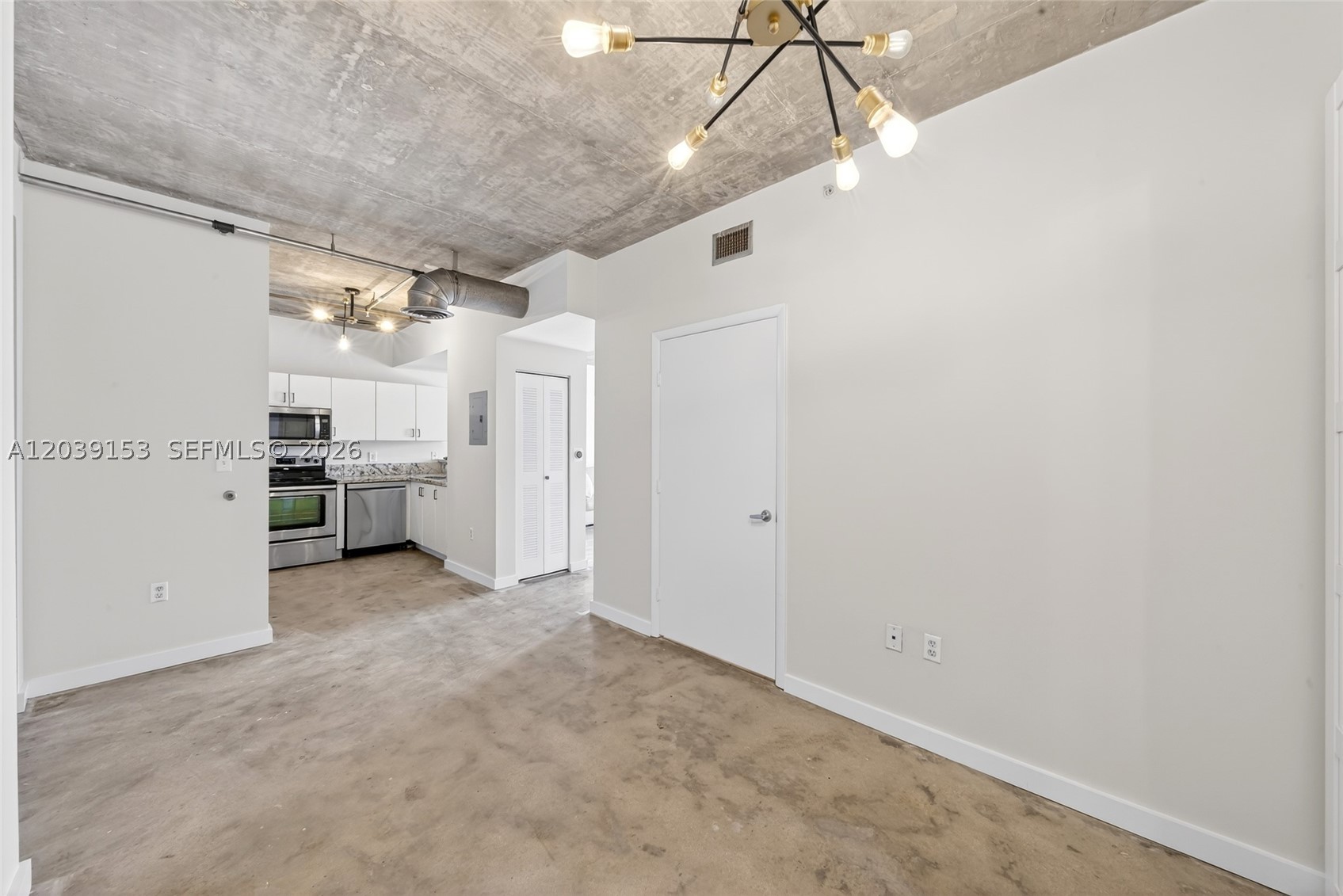 BAYLOFTS CONDO - Residential
