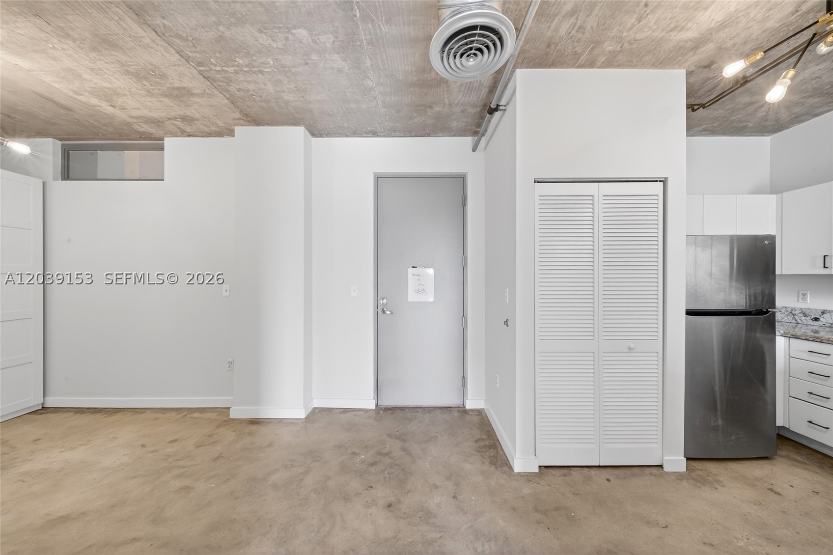 BAYLOFTS CONDO - Residential