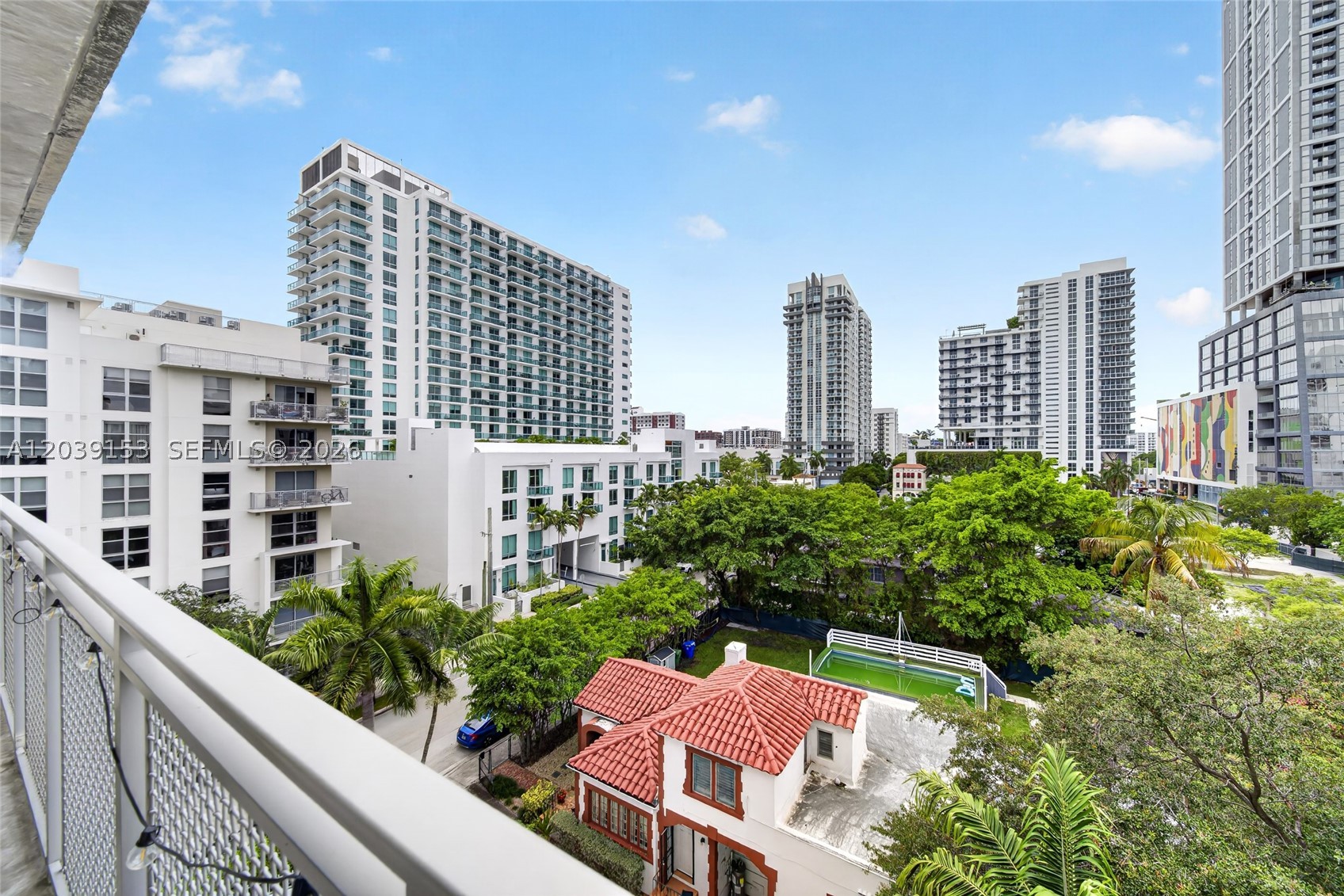 BAYLOFTS CONDO - Residential