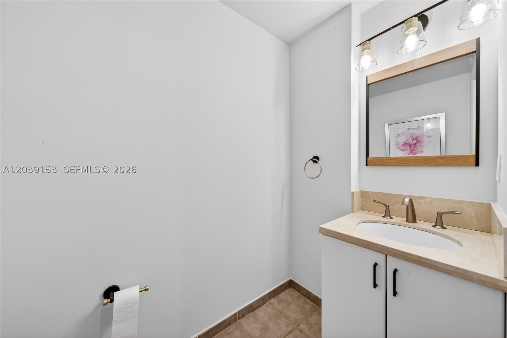 BAYLOFTS CONDO - Residential