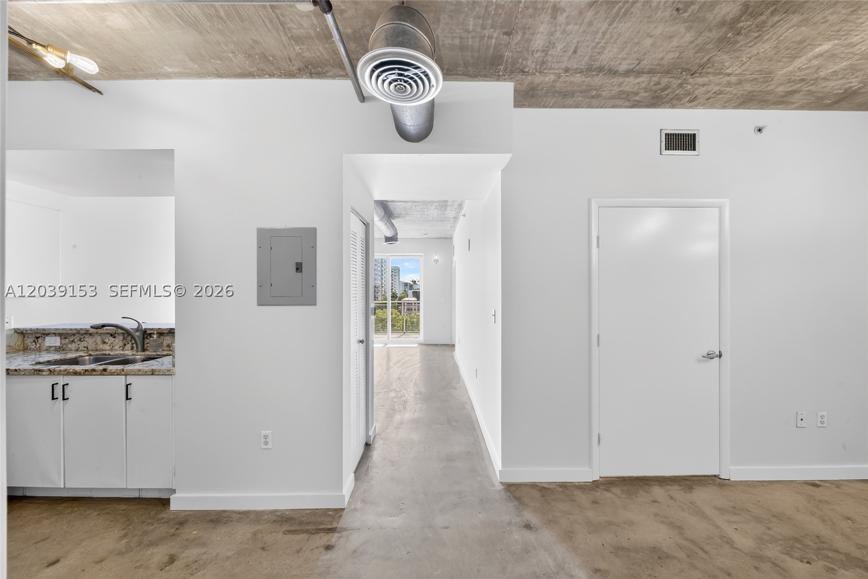 BAYLOFTS CONDO - Residential