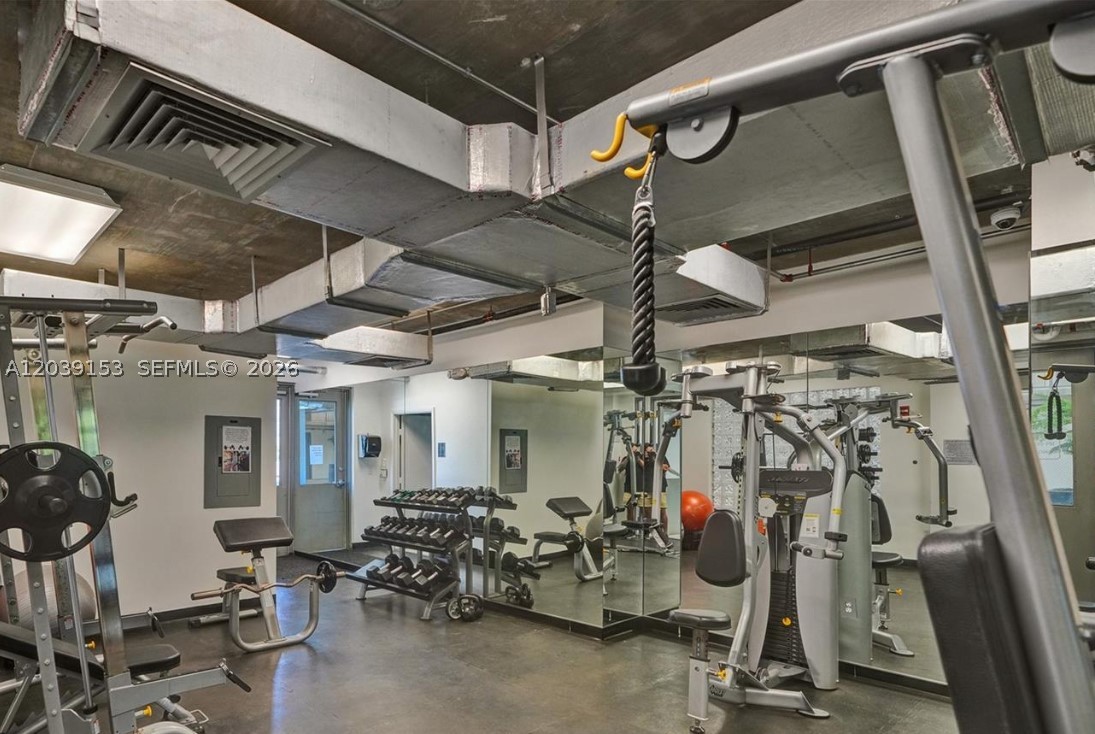 BAYLOFTS CONDO - Residential