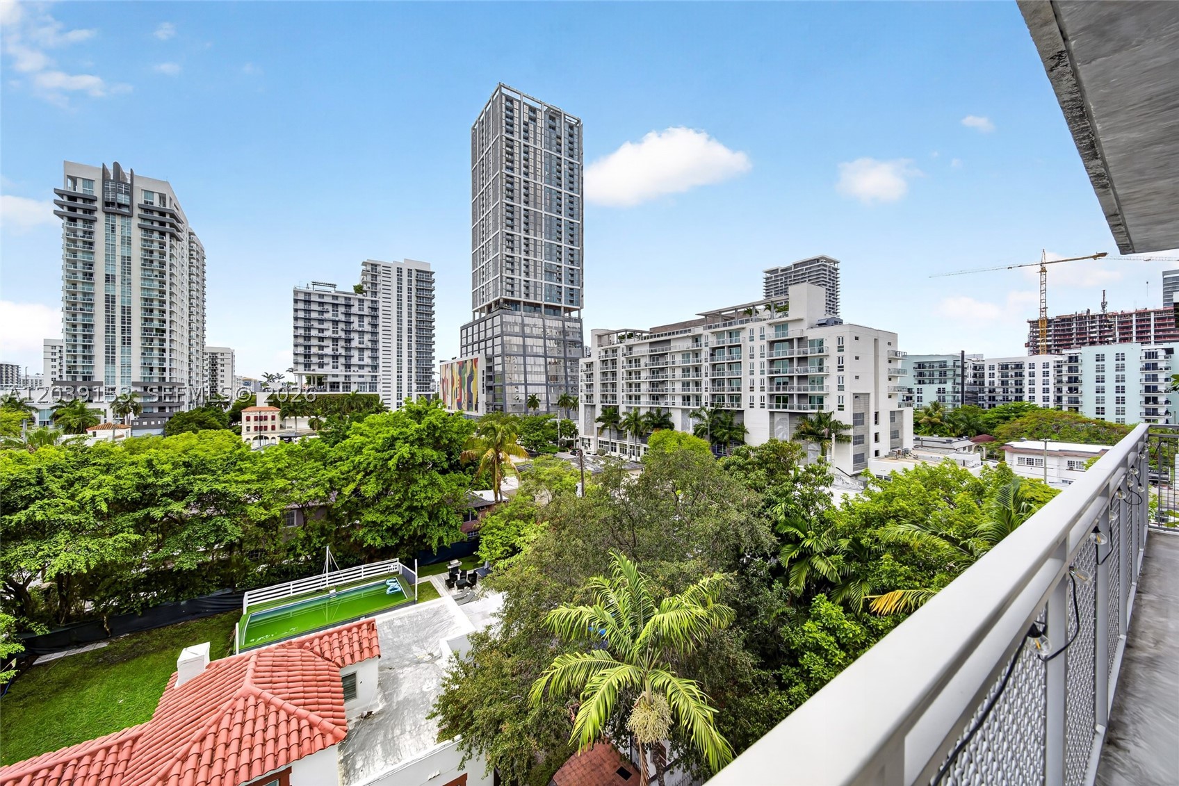 BAYLOFTS CONDO - Residential
