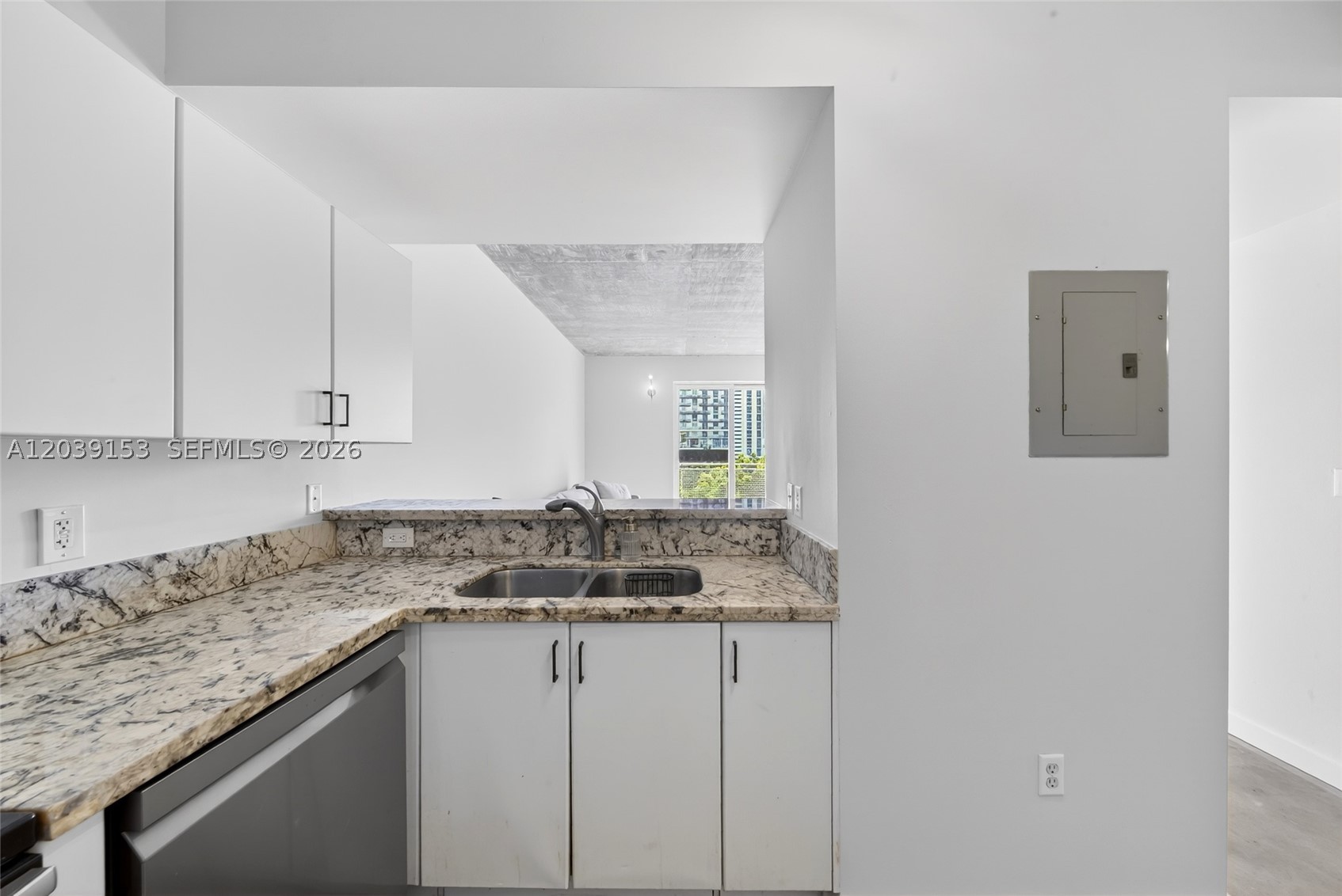 BAYLOFTS CONDO - Residential