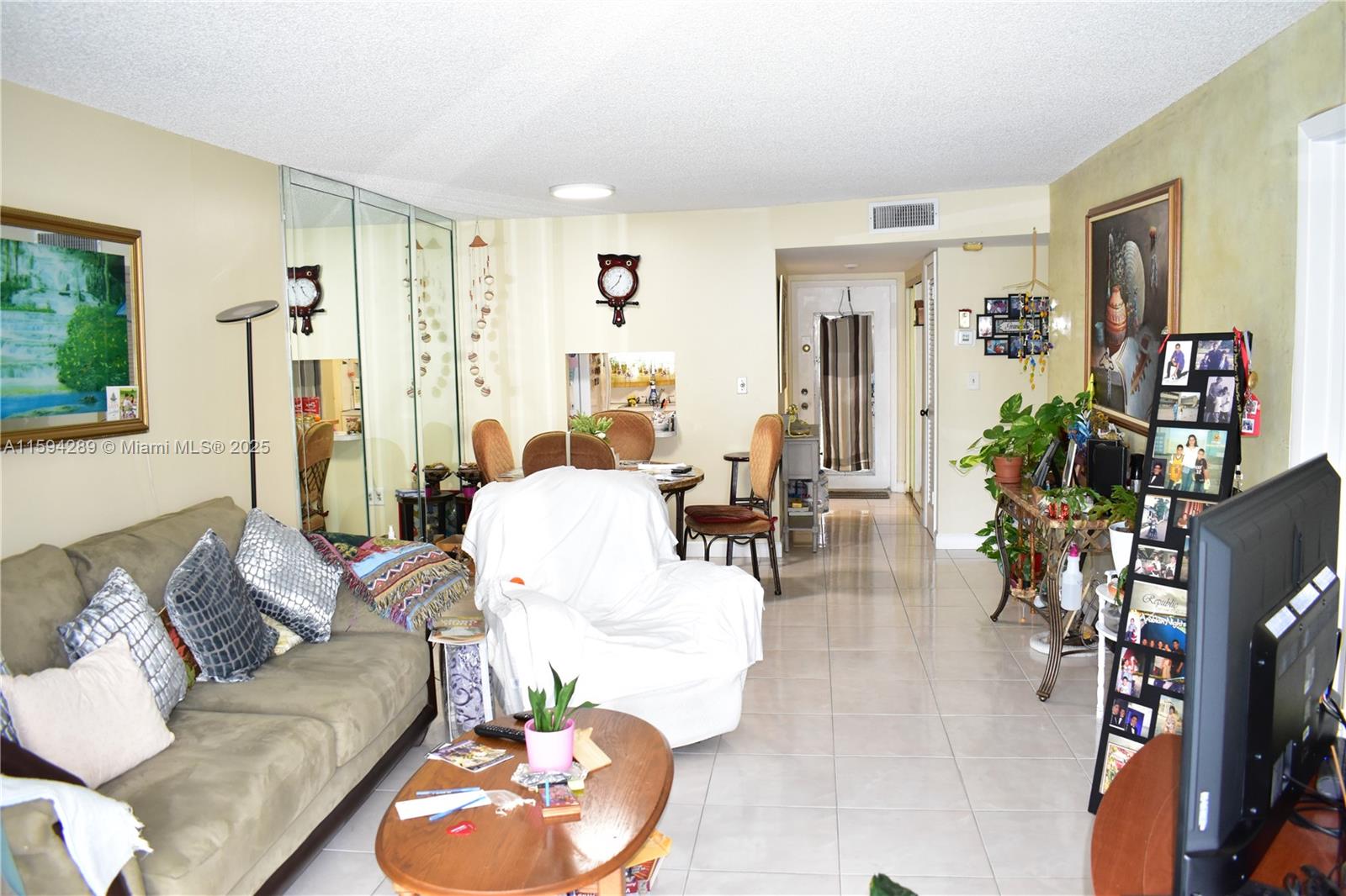 SUNRISE LAKES 20 CONDO - Residential