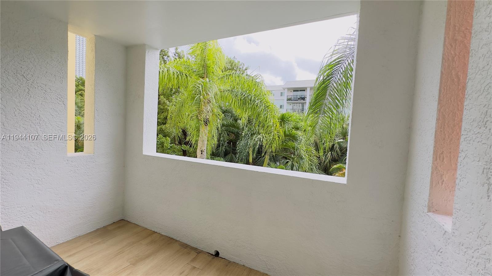 PORTO BELLAGIO CONDO - Residential