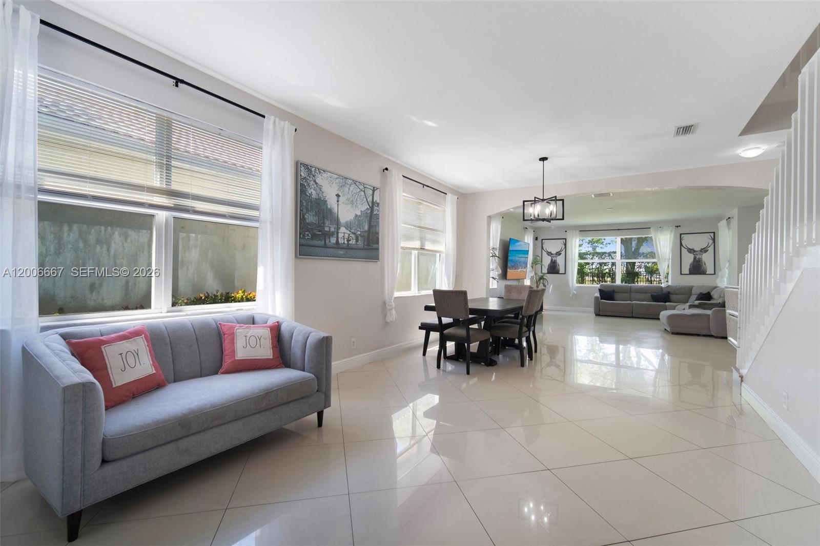 THOUSAND OAKS - Residential