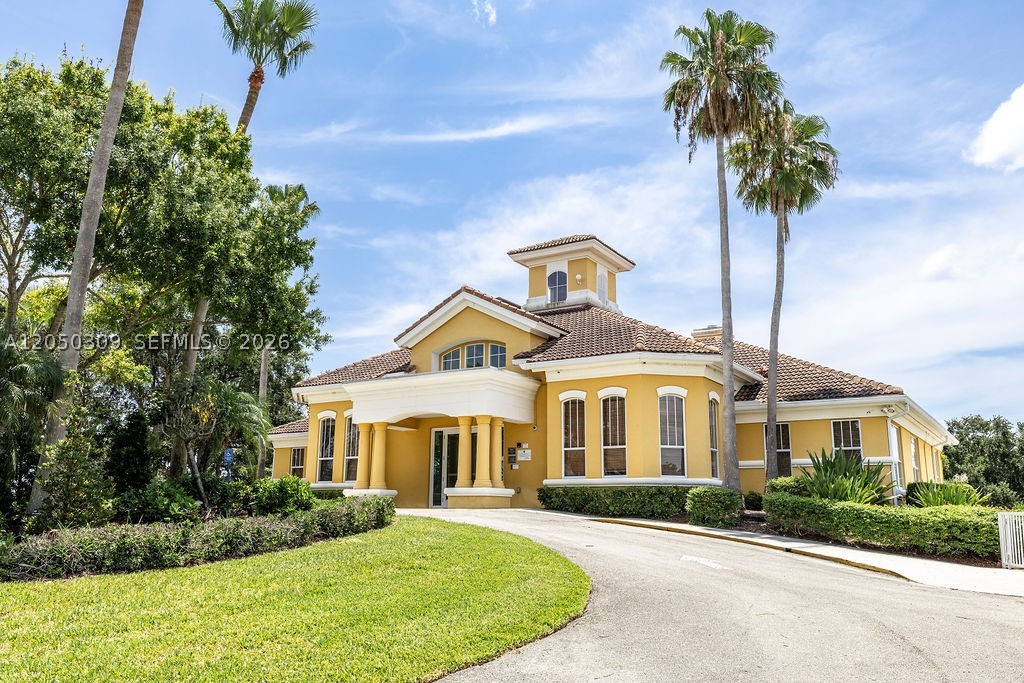 FAIRWAYS AT GRAND HARBOR - Residential Lease
