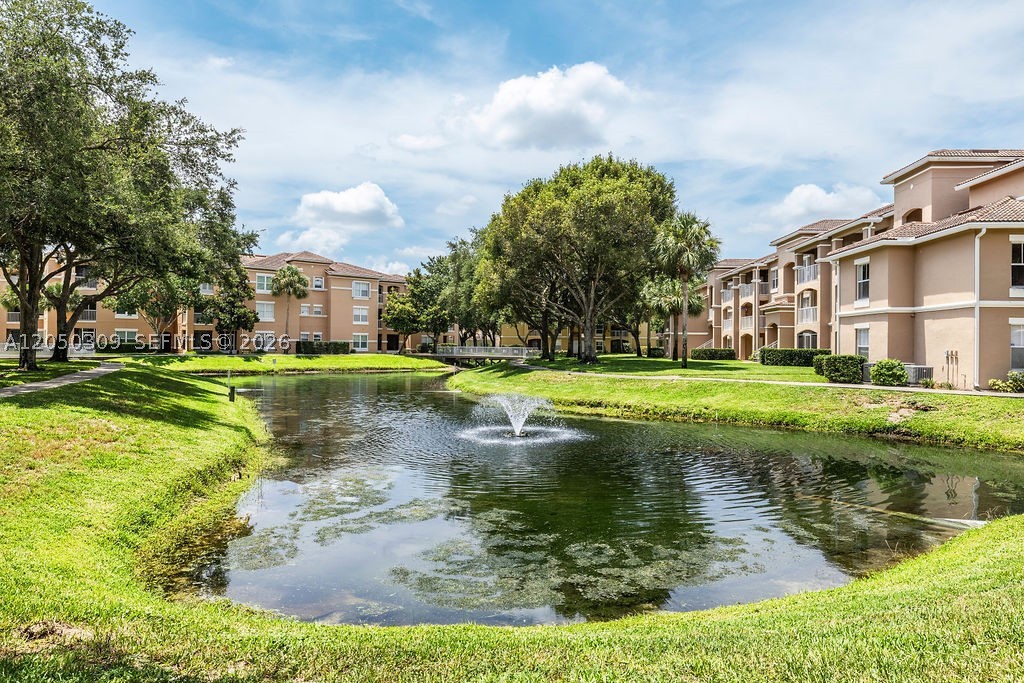Furnished first-floor 3BR/2BA condo offering comfort, style, and convenience. The spacious kitchen features granite countertops, stainless steel appliances, and ample cabinetry. Relax on your private screened patio or enjoy the convenience of a private detached one-car garage with additional storage. Community amenities include a resort-style pool, fitness center, and clubhouse. Ideally located just minutes from Vero Beach's island beaches, shopping, dining, medical facilities, and everyday conveniences. Move-in ready!
