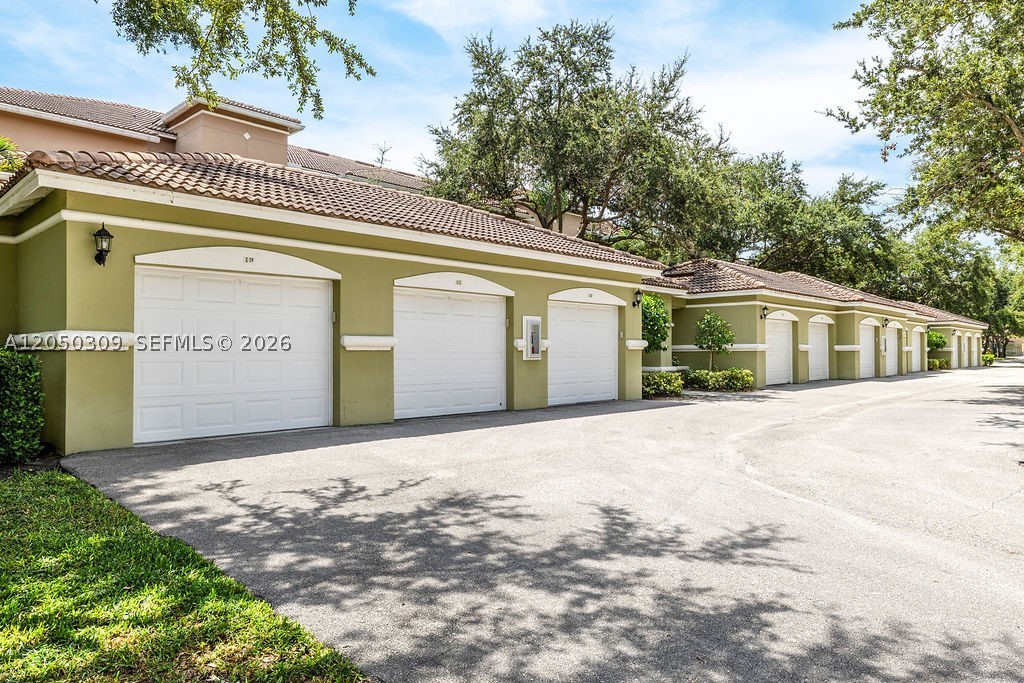 FAIRWAYS AT GRAND HARBOR - Residential Lease
