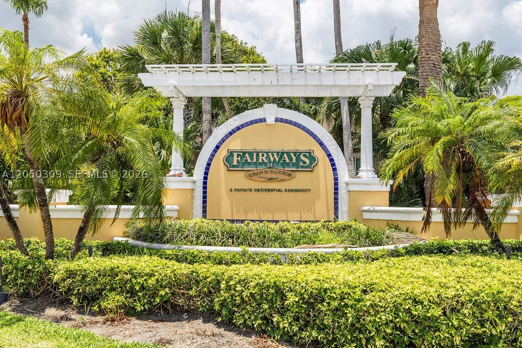 FAIRWAYS AT GRAND HARBOR - Residential Lease