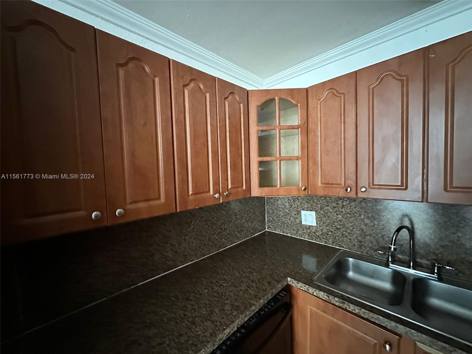 CAMBRIDGE CONDO - Residential Lease