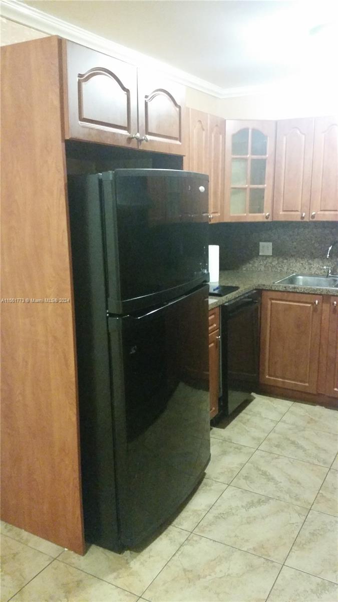 CAMBRIDGE CONDO - Residential Lease