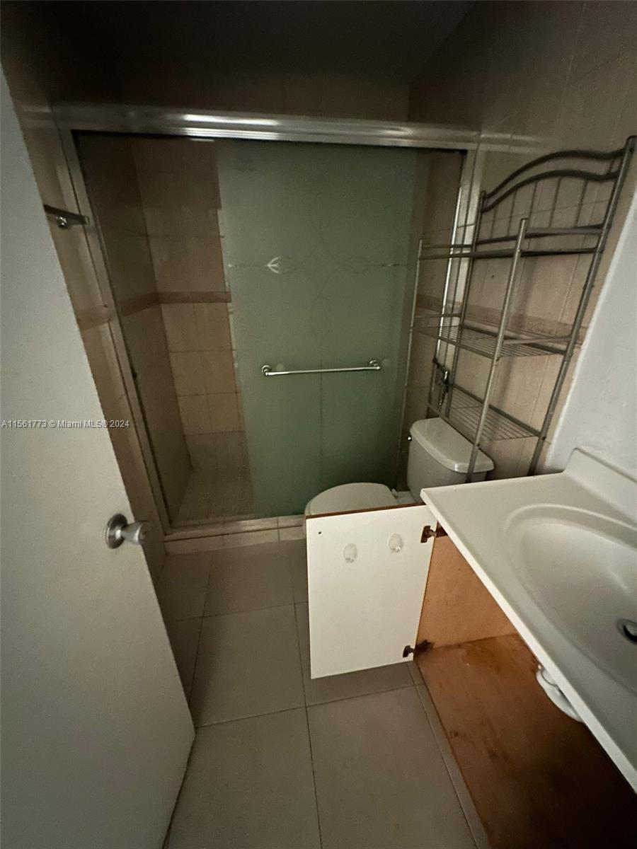 CAMBRIDGE CONDO - Residential Lease